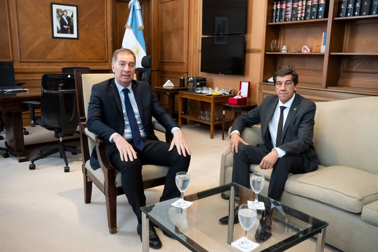 Imagen de la publicación de Carlos Sadir sobre reunión con Diego Santilli sobre la situación económica de Jujuy