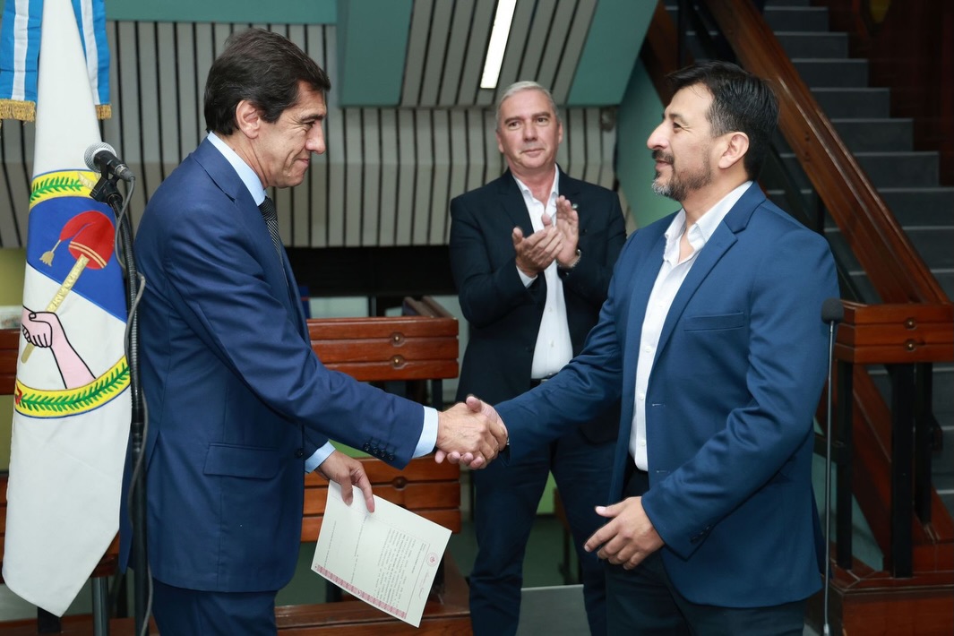 Imagen de la publicación de Carlos Sadir sobre david Alejandro Arias asumió la presidencia del Instituto de Seguros