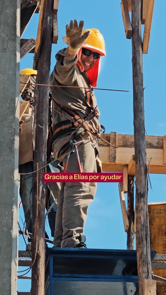 Imagen de la publicación de Carlos Sadir sobre saludo por el Día del Trabajador a la comunidad jujeña