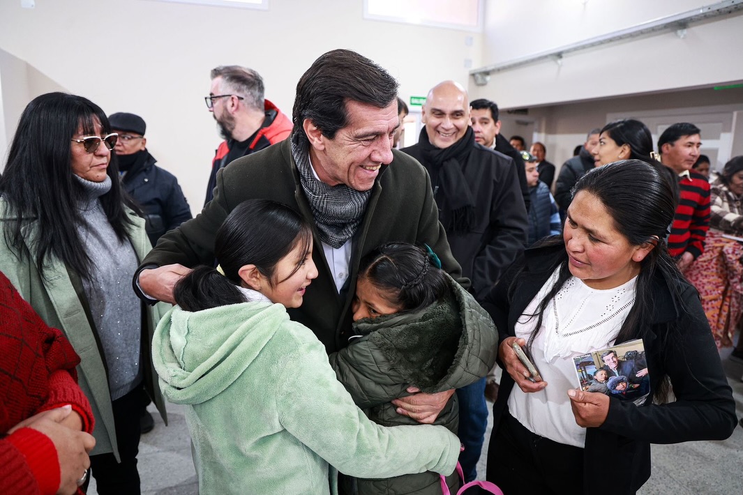 Imagen de la publicación de Carlos Sadir sobre nuevo edificio de la Escuela N° 211 en Olaroz Chico