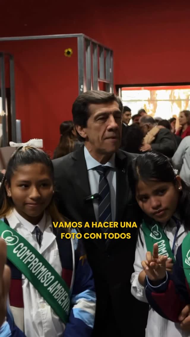 Imagen de la publicación de Carlos Sadir sobre promesa Ambiental de estudiantes por el Día Mundial del Ambiente