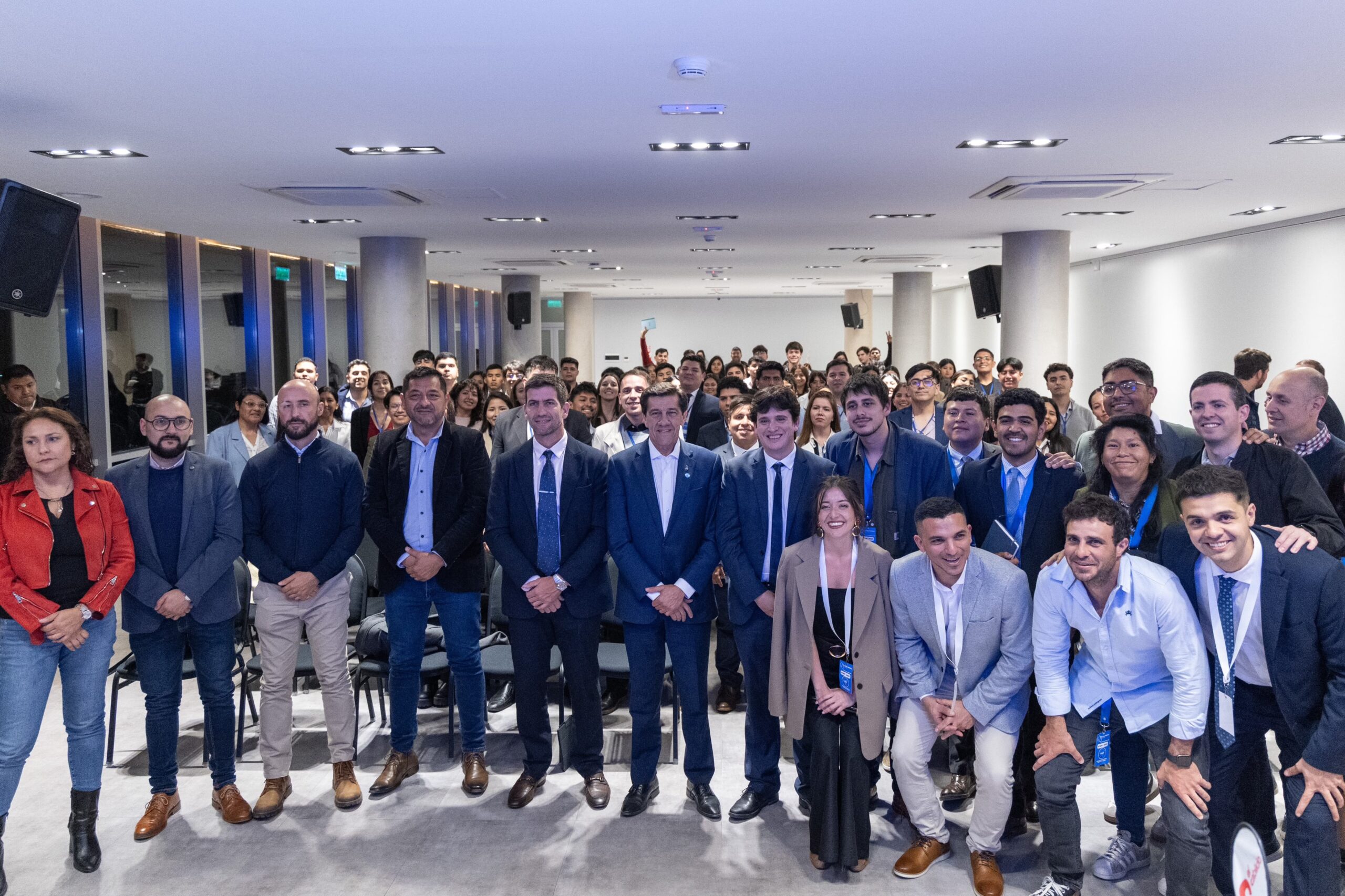 Imagen de la publicación de Carlos Sadir sobre encuentro con jóvenes del programa Pre-País Federal 2026 de FURP