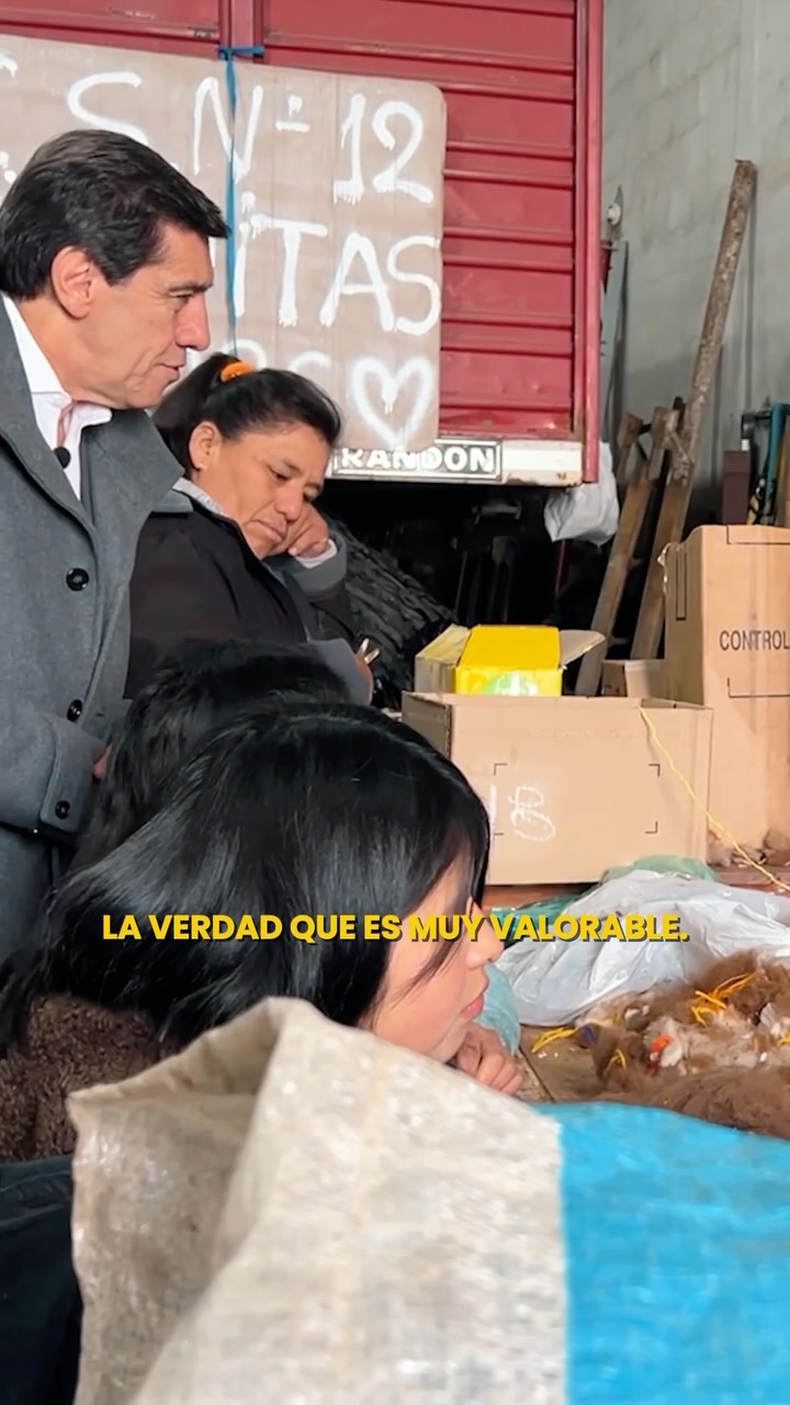 Imagen de la publicación de Carlos Sadir sobre visita a carroceros del Secundario N° 12 de Nuevo Pirquitas