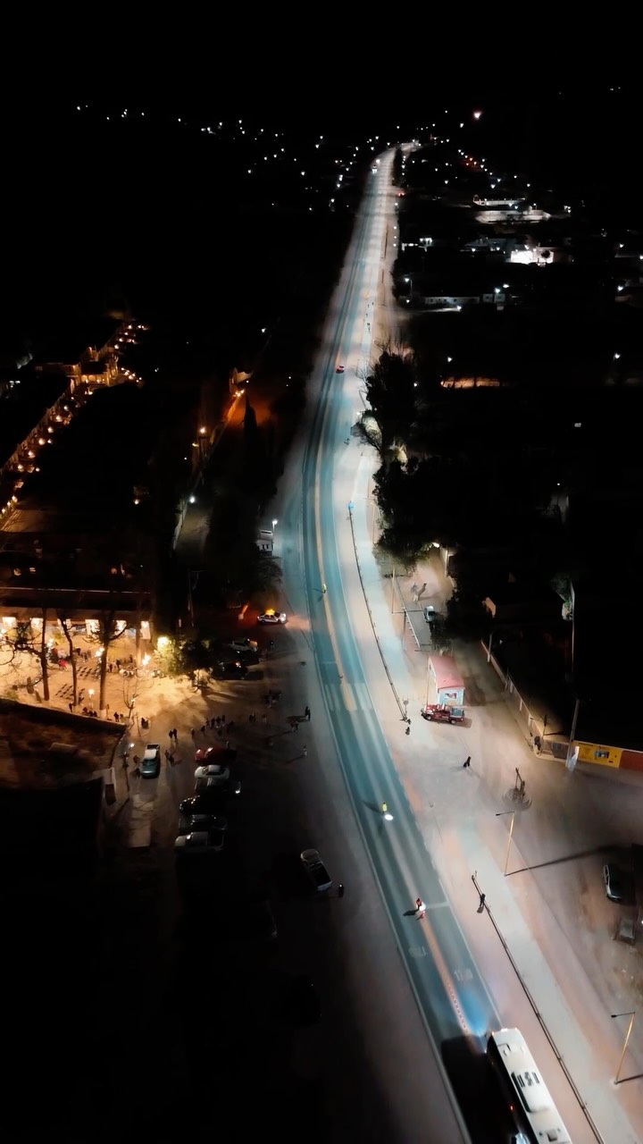 Imagen de la publicación de Carlos Sadir sobre inauguración de iluminación sobre la Ruta Nacional 9 en Huacalera