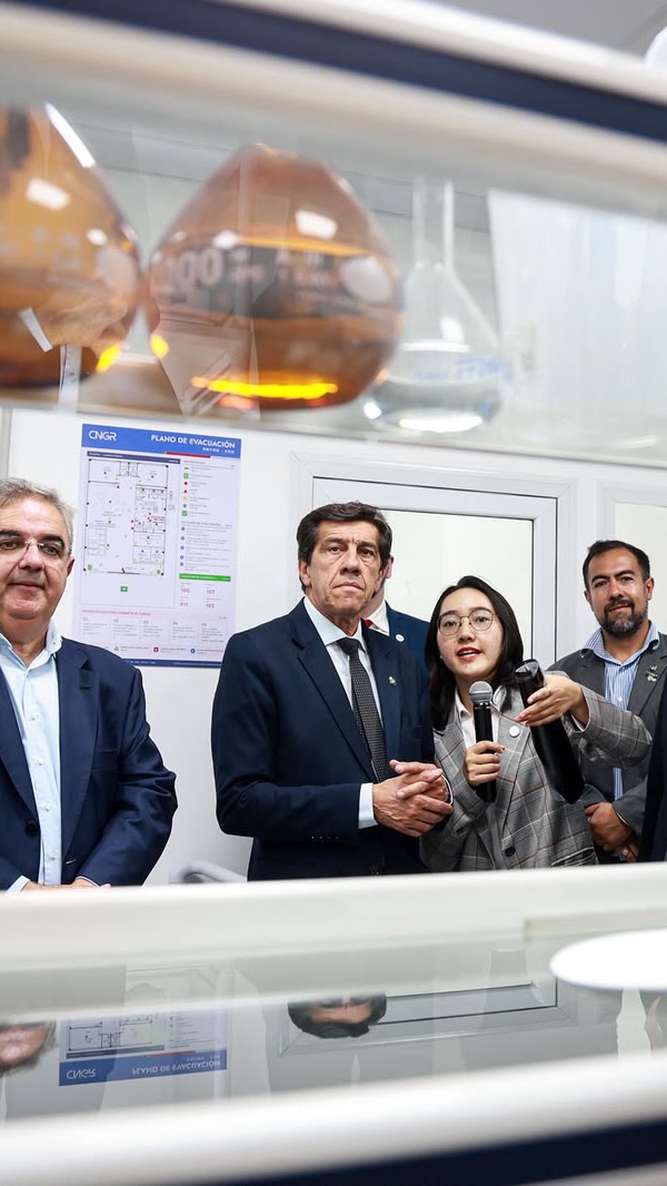 Imagen de la publicación de Carlos Sadir sobre inauguración de un laboratorio en Altos Hornos Zapla de Palpalá
