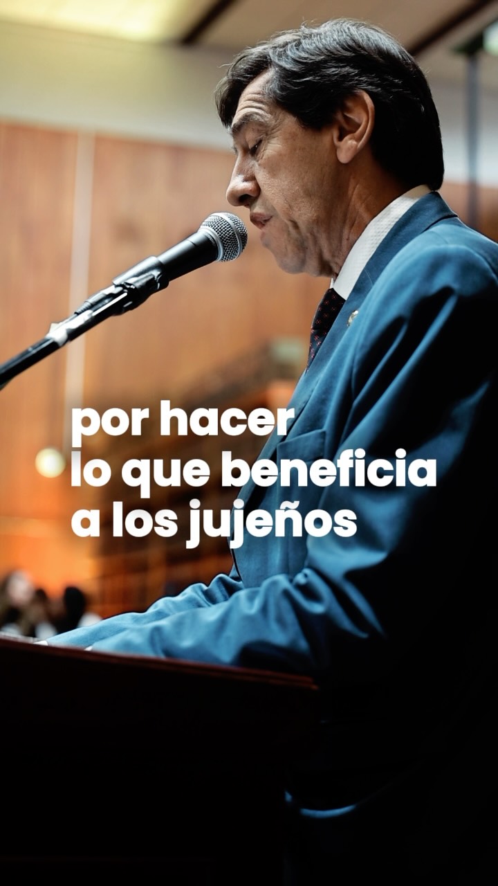 Imagen de la publicación de Carlos Sadir sobre juramento de los primeros integrantes del Consejo de la Magistratura